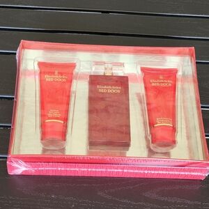 Elizabeth Arden Red Door Gift Set
